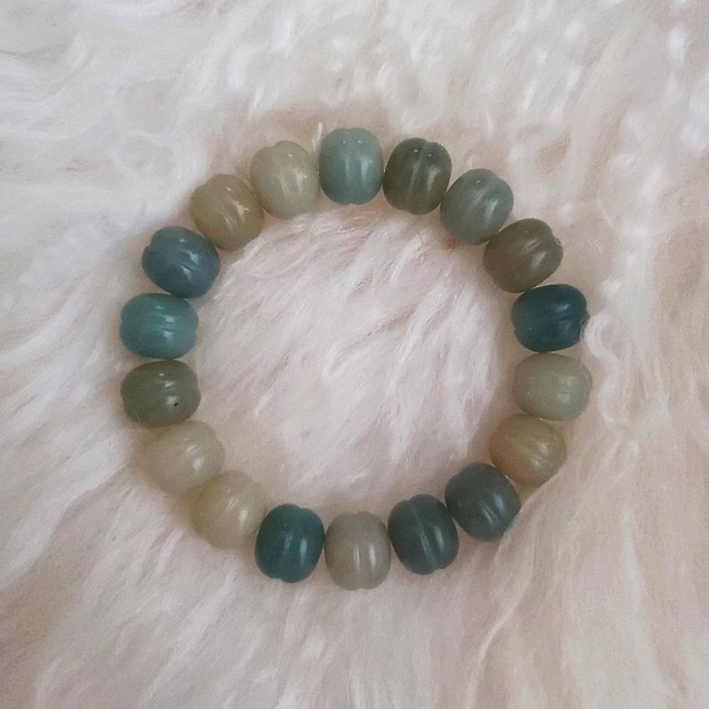 💚Handmade by Me!Spring Bodhis🌱ALL GREEN Bracelet,most valuable& coveted